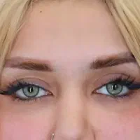 لنز سبز آبی سالیانه