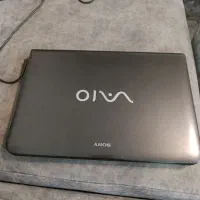 یک دستگاه لپ تاپ سونی نسل 4 درحد نو