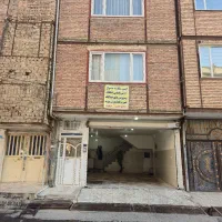 ساختمان سه طبقه و نیم در ۲۰متری اصلی حصارک بالا