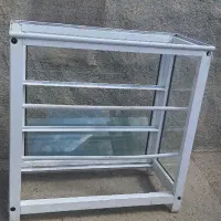 ویترین مغازه