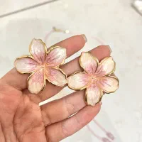 ست گوشواره وگردنبند لیلیوم