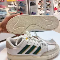 کتونی آدیداس اورجینال آکبند adidas سایز ۴۲/۴۳|کیف، کفش، کمربند|کرج, مهرویلا شمالی|دیوار