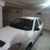 تیبا صندوق دار سفید