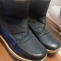 آگ چرم و پارچه ضد اب نیم بوت زنانه سایز ۳۷