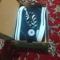 یک جفت کفش ساق دارسایز44