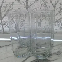 چهار تا لیوان شش ضلعی