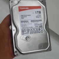 تعدادی هارد ۱ ترا PC سلامتی ۱۰۰٪