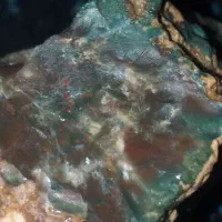 سنگ قیمتی یشم