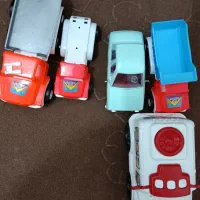 تعدادی اسباب بازی پسرونه