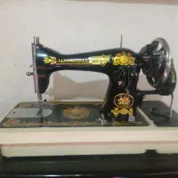 چرخ خیاطی دستی قدیمی