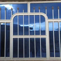 پنجره آهنی مقاوم