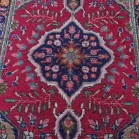 فرش دستپافت به ابعاد ۱۴۵ در ۱۰۰  لاکی رنگ