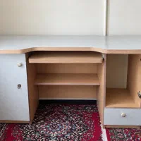 میز کامپیوتر
