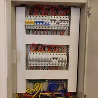 خدمات برق ساختمان(برقکار)