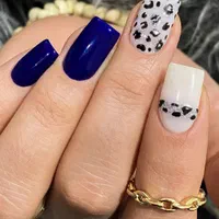 کاشت ناخن|خدمات آرایشگری و زیبایی|شاهین‌شهر, حافظ شمالی|دیوار