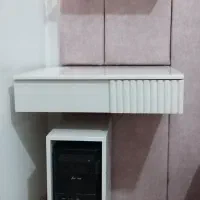 میز تحریر وکتابخانه وجای کیس