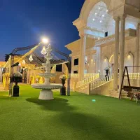 تالار عمارت پنج ستاره رویایی باغ