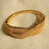 فروش تعدادی طلا در حد نو