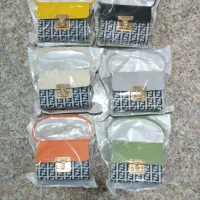 شال و روسری و کیف