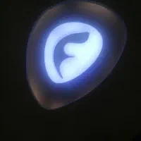 نیازمند فروشنده دو شیفت