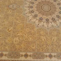 ۱عدد فرش ۹متری بسیار زیباو نونو ۱۲۰۰شانه