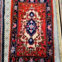 فروش فوری فرش دو متری دستبافت کاشان