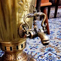 سماور ورق برنج ضخیم کار ۳۰ سال قبل آنتیک نیم متری