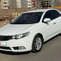 کیا سراتو ۲۰۰۰ اتوماتیک