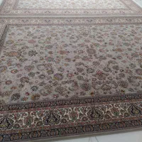 دو عدد فرش دو متر نیم در سه متر نیم