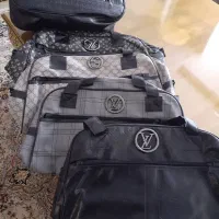 تعدادی کیف نو بصورت عمده و تکی فروخته میشود|کیف، کفش، کمربند|تهران, هروی|دیوار