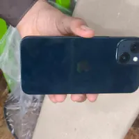 اپل iPhone 13 با حافظهٔ ۱۲۸ گیگابایت