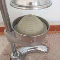 آبمیوه‌گیر