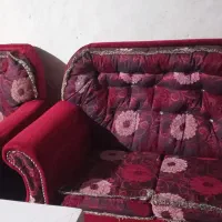 مبل دست دو تمیز و مرتب|مبلمان خانگی و میز عسلی|سنگر, |دیوار