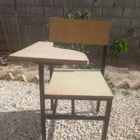 صندلی دانشجویی