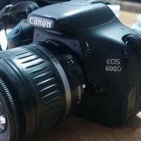 دوربین 600D  با بنز ۵۵*۱۸