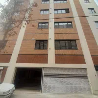 ۱۱۰۰ متر اداری در ۵ طبق بر اصلی دماوند