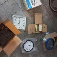 تعدادی وسیله آیفون ساعت اسکنر جارو برقی ضایعات