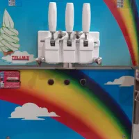 دستگاه بستنی ساز تلمیکس ۶۰ لیتری همزن دار لبه رنگی