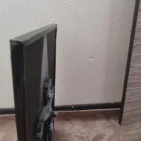 قاب|تابلو، نقاشی، عکس|شاهین‌شهر, عطار|دیوار