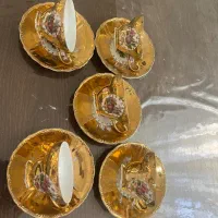 چای خوری دنسی طلایی تاج نشان ژاپن