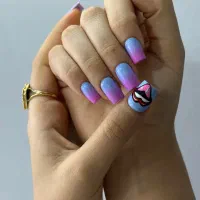 دستیار ناخن