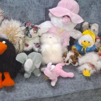 تعدادی عروسک