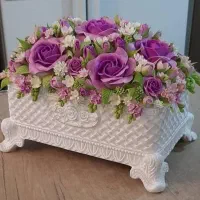 گلهای مصنوعی و شمع و رو یخچالی و دکوری