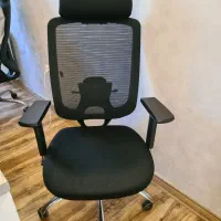 صندلی اداری چرخدار