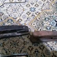 دو تا منگنه قدیمی و پانچ