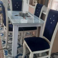 میز غذاخوری ۴ نفره سالم