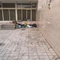 ویلایی ۳۰۰ متر در خیابان خادمی ارتفاع ۴ روی پیلوت|فروش خانه و ویلا|اصفهان, دستگرده|دیوار