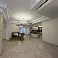 فرمانیه شرقی ۲۴۰ متر بعلاوه ۴۰ متر تراس