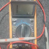 مولتی متر دیجیتال AKB  مدل DT9205 نیازمند کالیبره