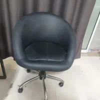 ۲ عدد صندلی